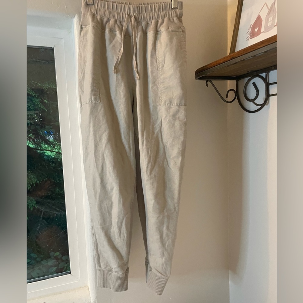 Elan linen/cotton joggers in stone color size medium